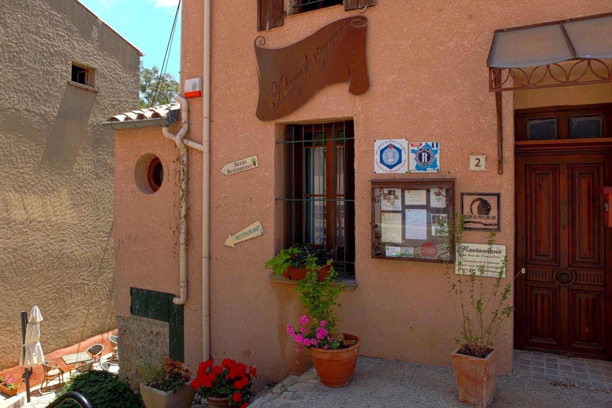 Logis Auberge Restaurant Du Vigneron Cucugnan Luaran gambar